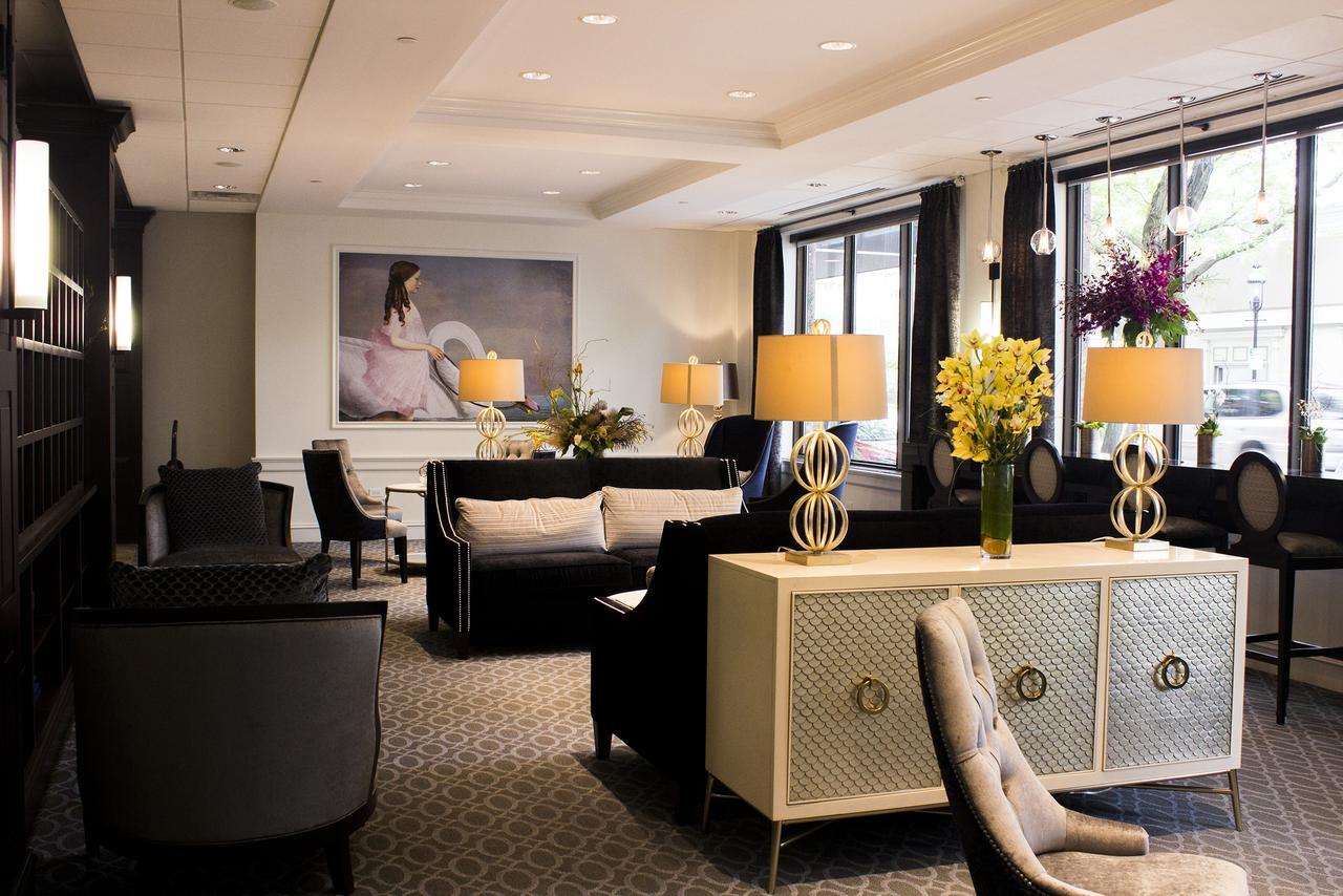 La Banque Hotel Homewood Εξωτερικό φωτογραφία
