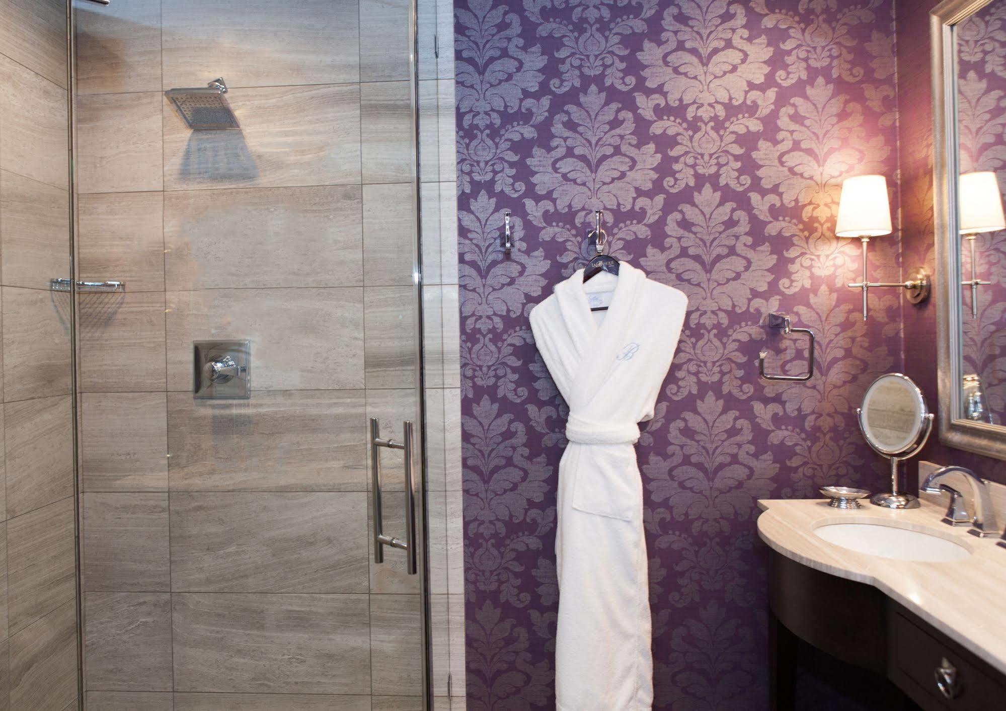 La Banque Hotel Homewood Εξωτερικό φωτογραφία